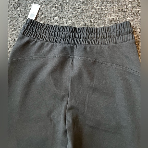 NWT Old Navy women’s Dynamic Fleece high rise waisted joggers Black XS - Picture 15 of 16
